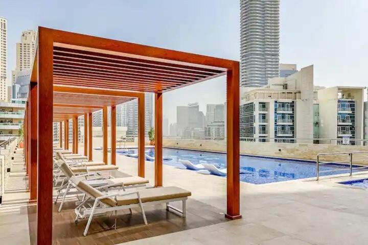 Huge Penthouse In Marina W Pool Table & Air Hockey Dubai