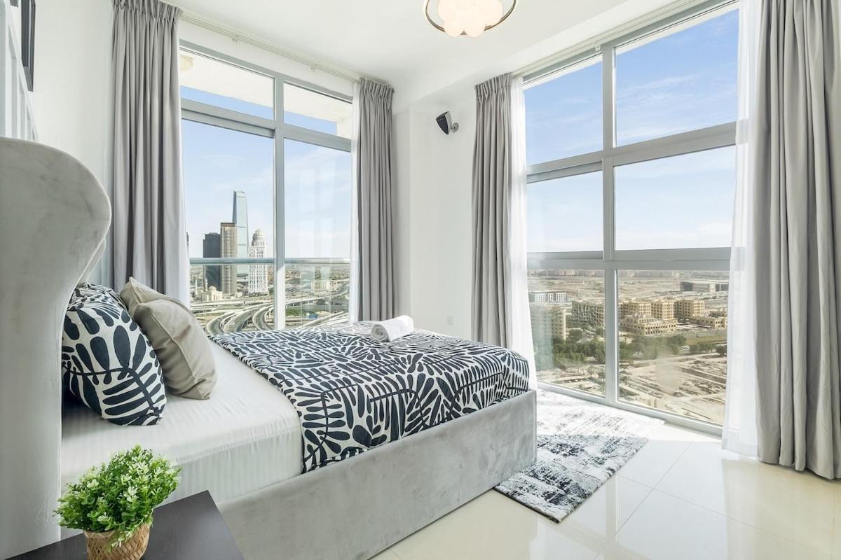Apartment Huge Penthouse In Marina W Pool Table & Air Hockey Dubai