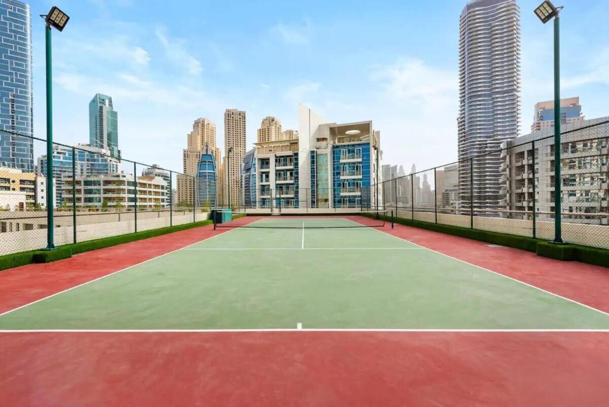 Huge Penthouse In Marina W Pool Table & Air Hockey * Dubai